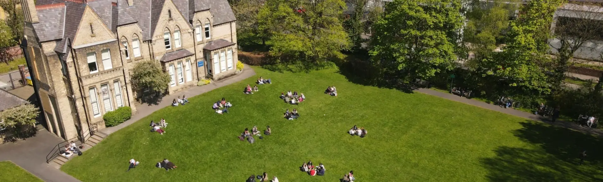 college_garden_area